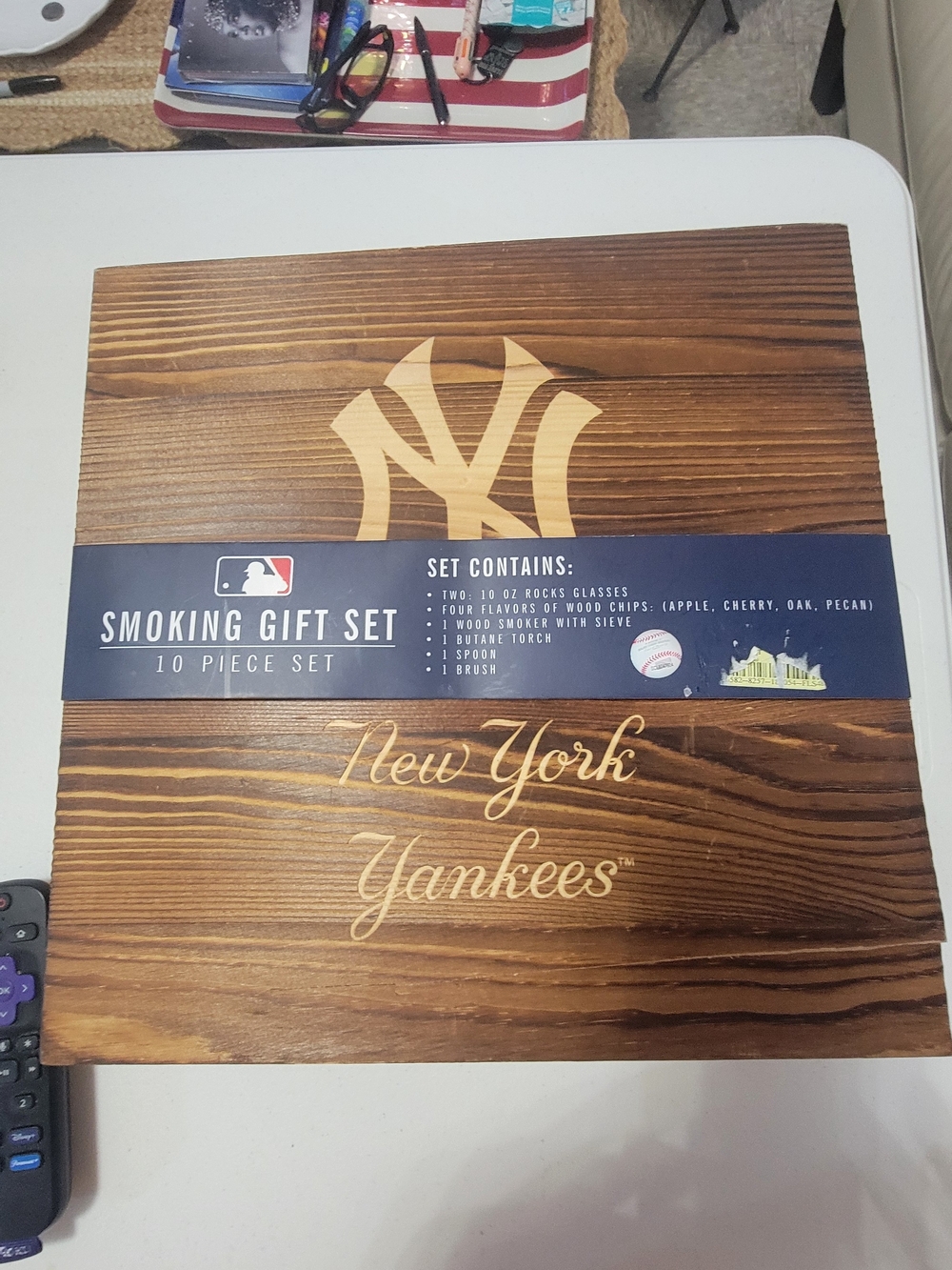 New York Yankees Men's Brown Smoking Gift Set - MLB Licensed